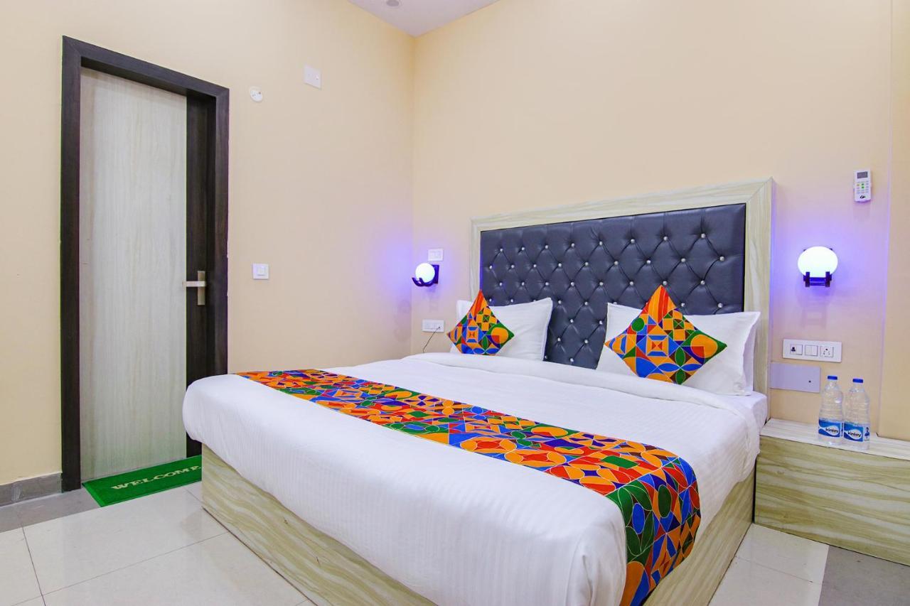 Fabhotel Ashok Vihar - Nr North Campus, Delhi University New Delhi Extérieur photo