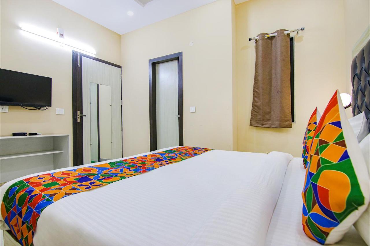 Fabhotel Ashok Vihar - Nr North Campus, Delhi University New Delhi Extérieur photo